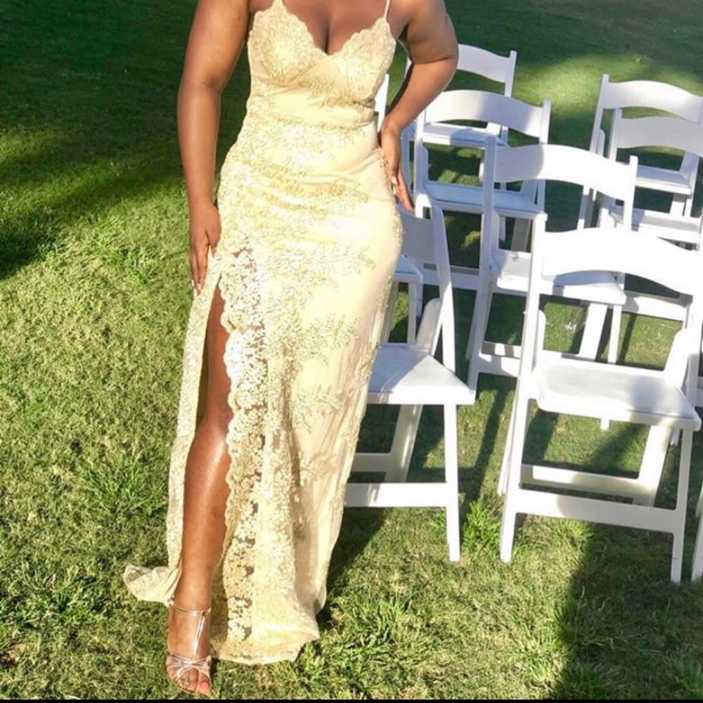 Windsor gold threaded gown